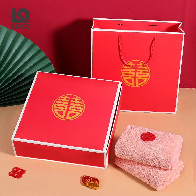 Boda boda Toalla de baño toalla caja de regalo piña Plaid rojo toalla festiva boda retorno regalo caja
