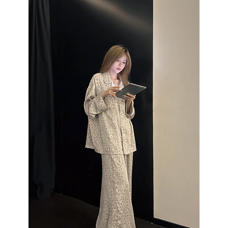 韩系高级感豹纹缎面冰丝睡衣女秋季新款大码长袖长裤家居服两件套|undefined