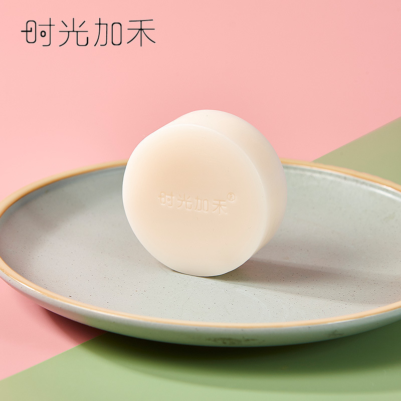 メーカーの時間は草の円形の羊の乳の石けんをプラスして顔を洗って入浴します。|undefined