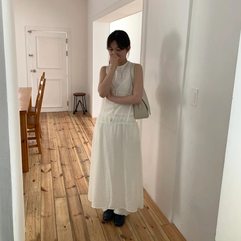 Mona·Xh Korean Style Lee Kum Hwa Same Style Buttoned Suspender Dress Dongdaemun Summer New V-Neck Slimming Dress