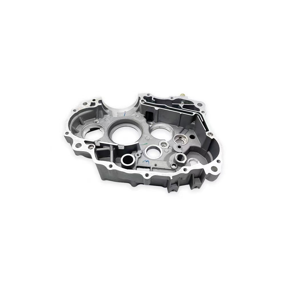 Suitable for Huayang T4 Zongshen Pr300 Engine Crankcase, Left and Right Cases, Zs175Fmn Middle Case