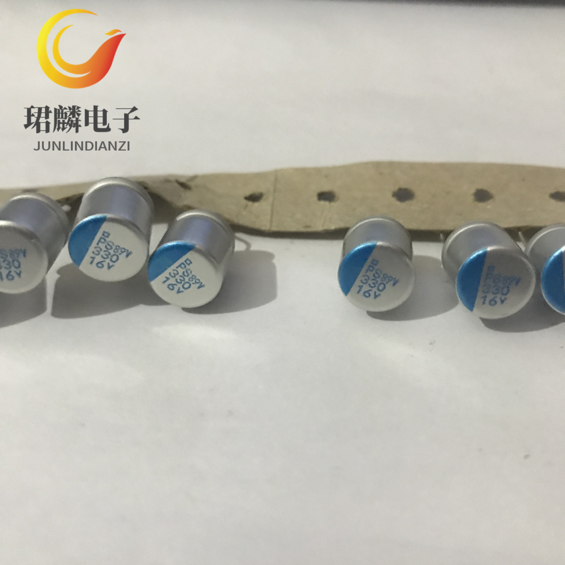 16V330UF 10X12.5 黑金刚PS 高频固态电容 APS160ETD331MJC5S