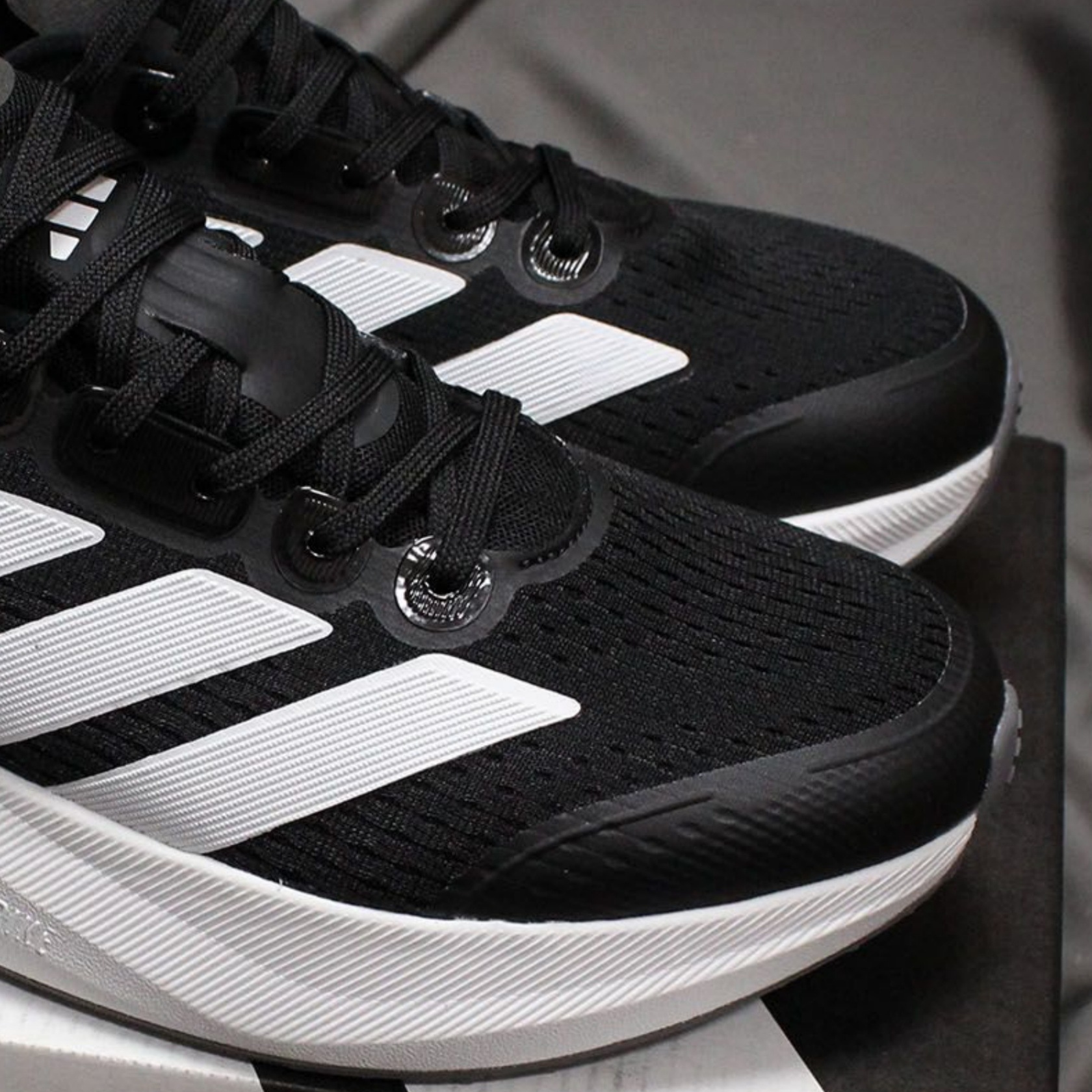 Nueva serie Duramo Low series de amortiguación ligera baja serie de zapatos casuales para trotar al por mayor transfronterizos para hombres