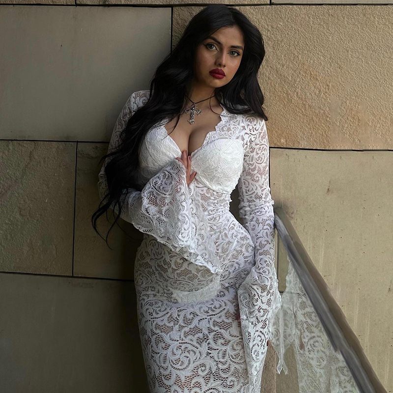 Durchsichtiges Patchwork-Kleid, sexy, tiefer V-Ausschnitt, ausgestellte Ärmel, langer Rock_voghion.com