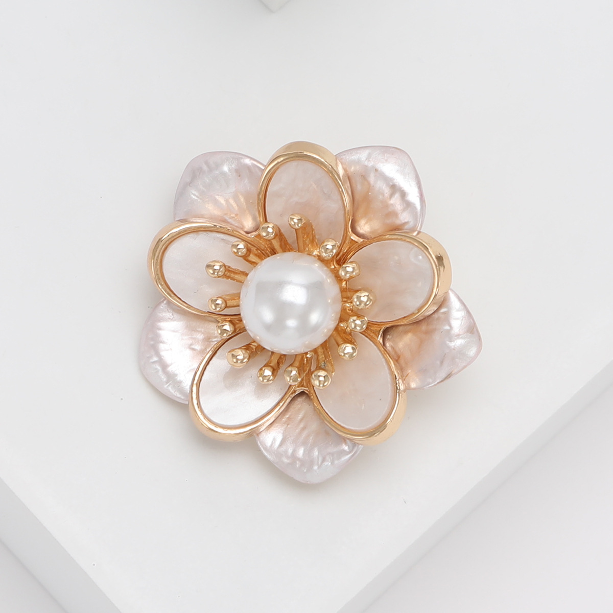 Korean Style Exquisite Simple Enamel Oil Dropping Camellia Brooch Alloy ins Style Jewelry Elegant Fashion Dress Pin
