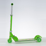 2023走量款工厂批发带灯带音乐3轮铁车儿童2-3-5岁代步车滑板车