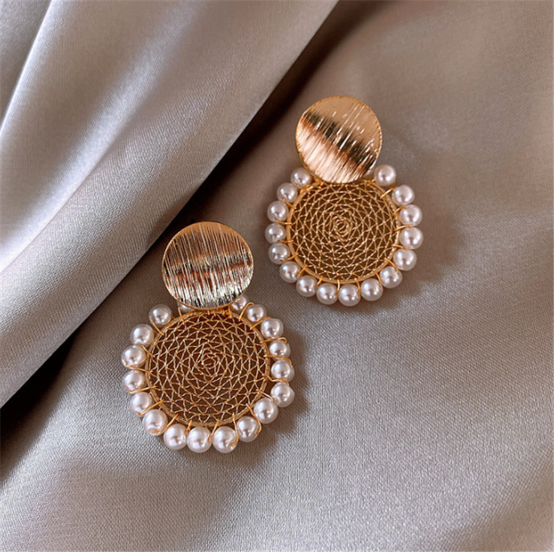 Geometric round mesh pearl earringspicture6