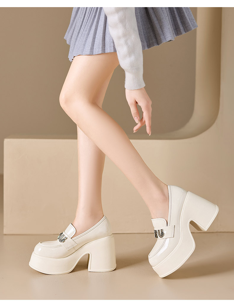 Giày loafer nữ cao gót đế xuồng phong cách Anh quốc, mũi nhọn, chất liệu sơn bóng, gót 6 cm — màu đen, màu trắng ngà chi tiết 2