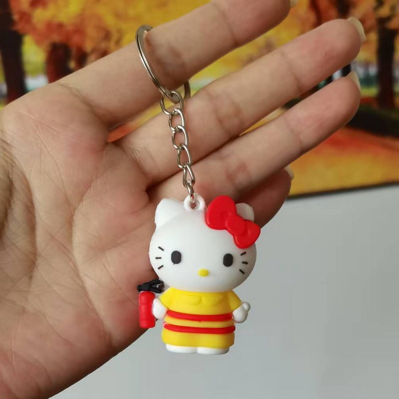 創意的で可愛いです。布の小さいヒツジの柔らかいゴムの公仔の漫画のキーホルダーの自動車のキーホルダーのカップルのカバンは飾ります。|undefined