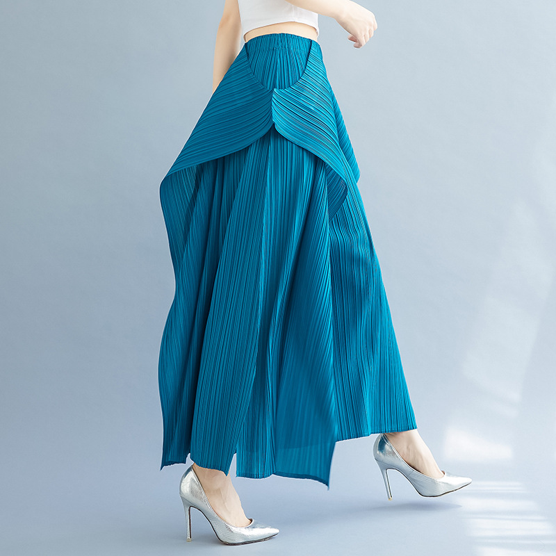 2026 New Women's Pleated Pants, Slimming and Fashionable, Seaweed Pants with Fairy-Like Elegance, Stylish Irregular Pants