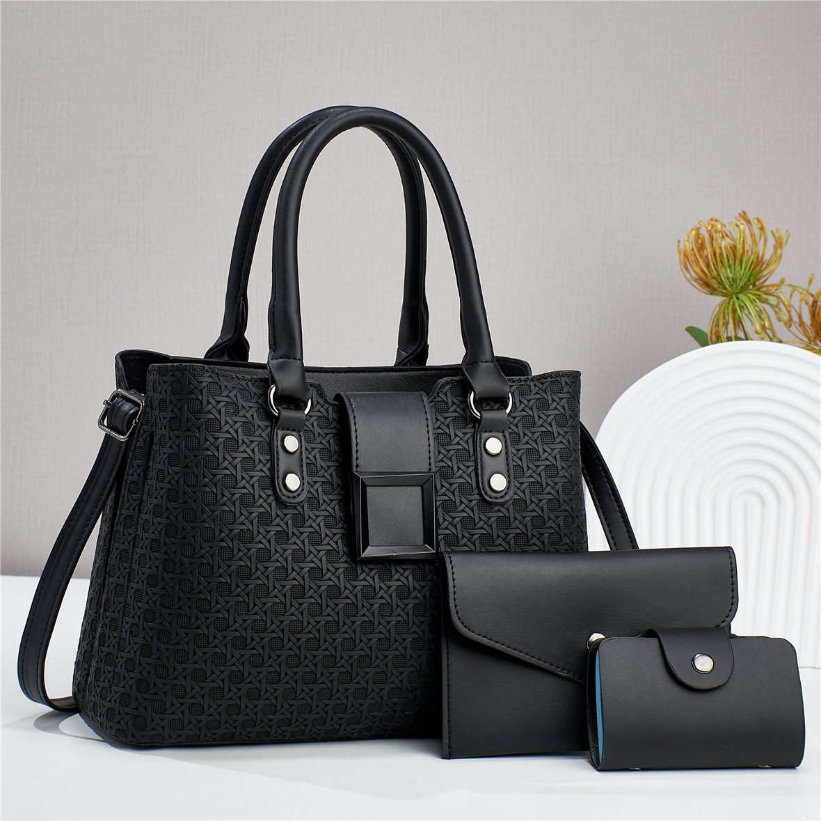 Women's Pu Leather Solid Color Vintage Style Square Zipper Bag Sets display picture 1