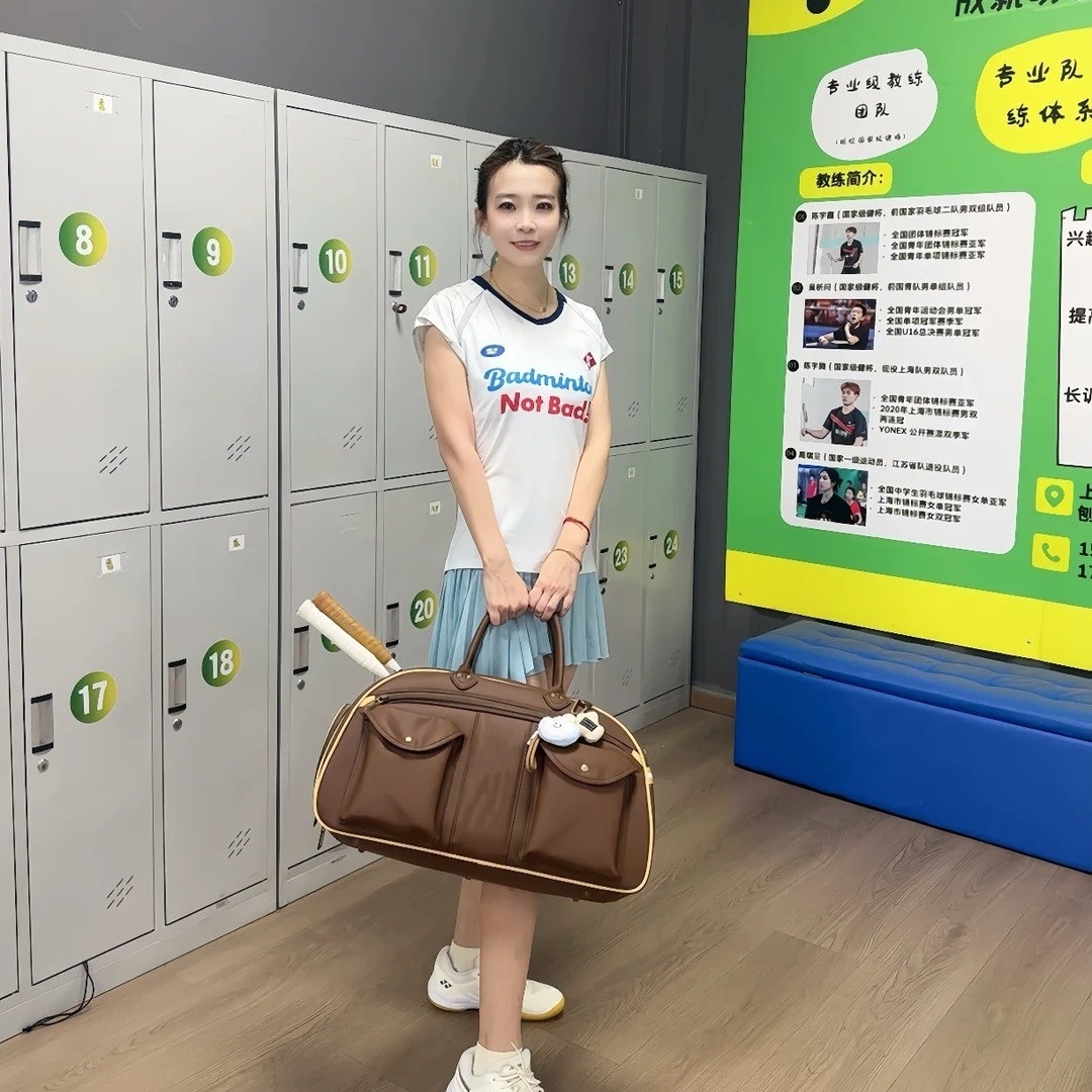 Böyük tutumlu badminton və tennis çantası, ayaqqabı bölməli