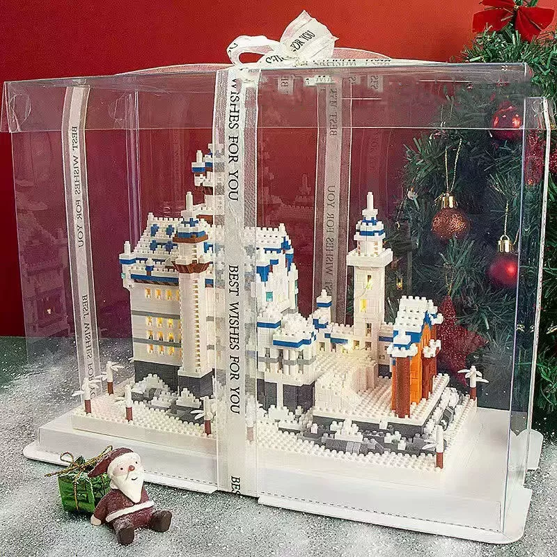Конструктор (Lego) серия «Замок» — наборы из мелких деталей, модели достопримечательностей (разное количество деталей)