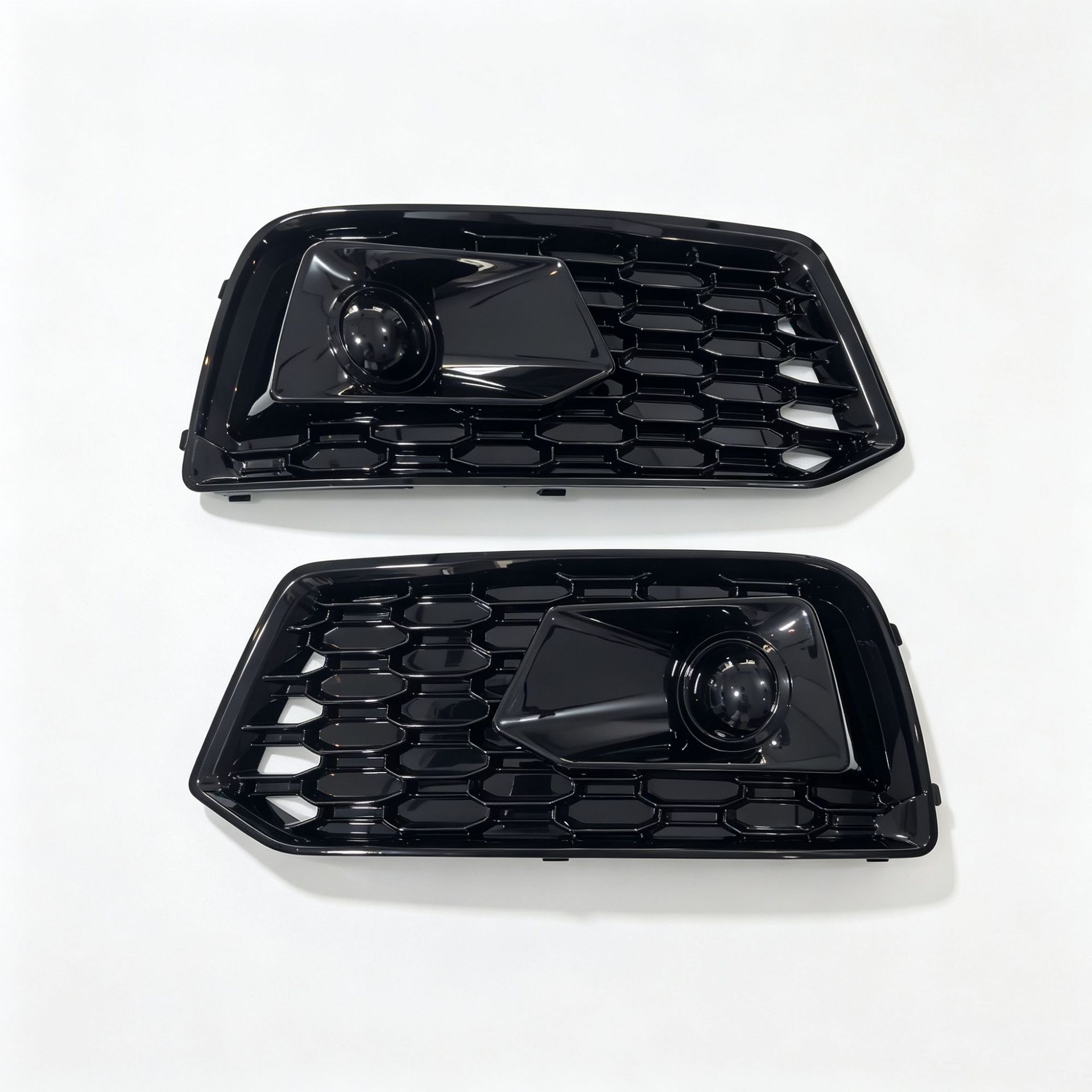 Applicable to 2018 2019 2020 Audi Q5 Fog Light Frame Grille Modification Rsq5 Mesh Glossy Black Non Sline