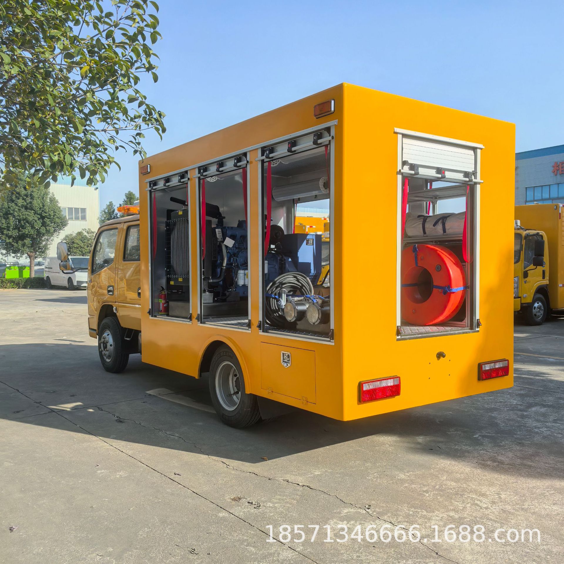 东风多利卡排水车