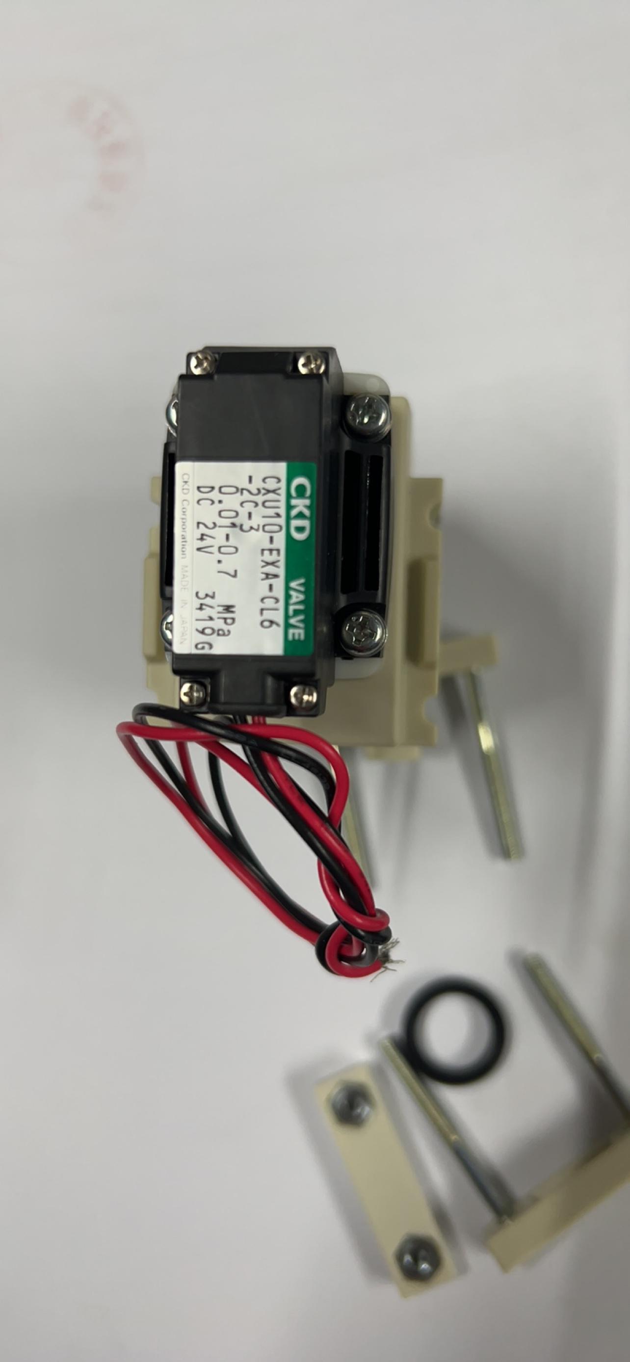 日本CKD电磁阀CXU10-EXA-CL6-2C-3全新原装D C24V秒发货