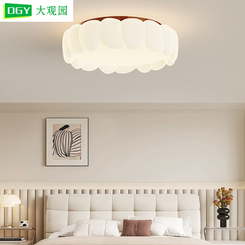 Luz de dormitorio moderna simple luz de techo de espectro completo cálida romántica crema viento luz de la habitación de niños luz de estudio 412L