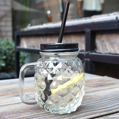 Fábrica al por mayor Polla taza Internet celebridad gradiente color Mason taza paja vidrio taza con mango fútbol taza de agua