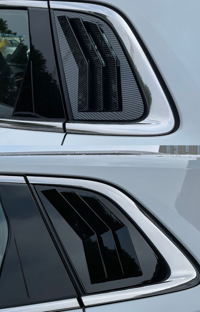Suitable for the 2026 Changan CS55 Plus, this product is a carbon fiber textured, baked black finish rearview mirror cover with triangular louvers