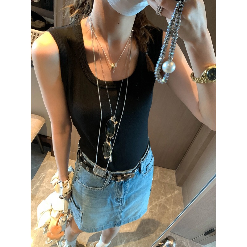 Mochie Fashionista Basic Multi-Color U-Neck Slim Fit Comfortable Camisole Mq1484 Mochie Fashionista Basic Multi-Color U-Neck Slim Fit Comfortable Camisole Mq1484