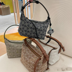2025 新ロジャーキュビーランチボックスバッグ多用途刺繍ランチバッグポータブル脇の下の女性のバッグキャンバス餃子バッグ