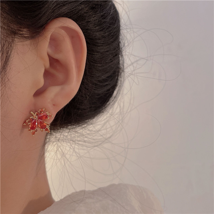 Fashion Leaf Copper Inlay Zircon Earrings 1 Piece