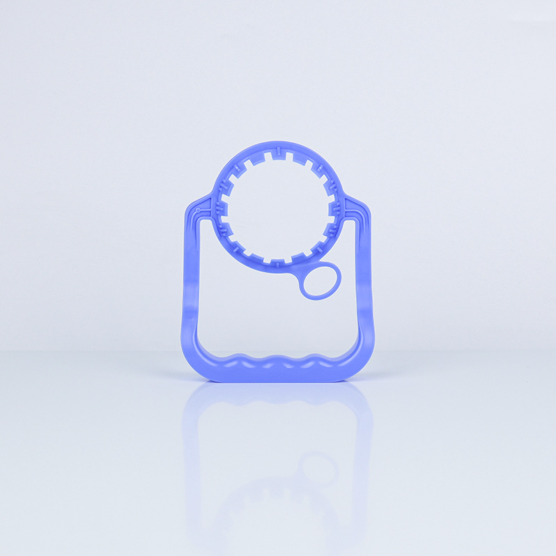 Fábrica de fuente al por mayor botella de agua potable desechable mango de plástico 55 calibre botella de bebidas PE mango