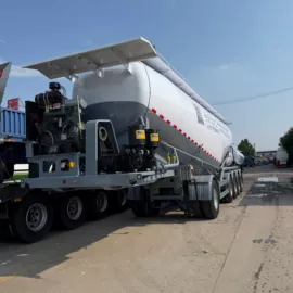挂车;液罐车;粉粒运输车