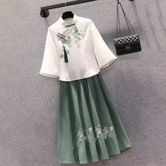 大きいサイズの婦人服の中国風の唐服の女性の刺繍の上着の2つのセットの民国風のスーツのスカートの民族風のスーツの女性の秋