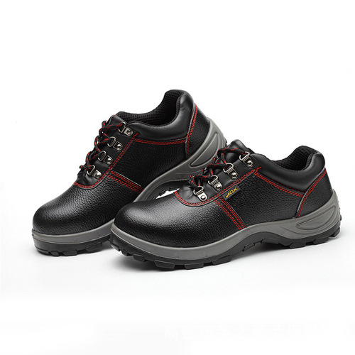 Manufacturer wholesale slip-resistant and waterproof safety shoes for men, safety work in factories, hardworking women anti-strike plastic head, wear-resistant and insulated
