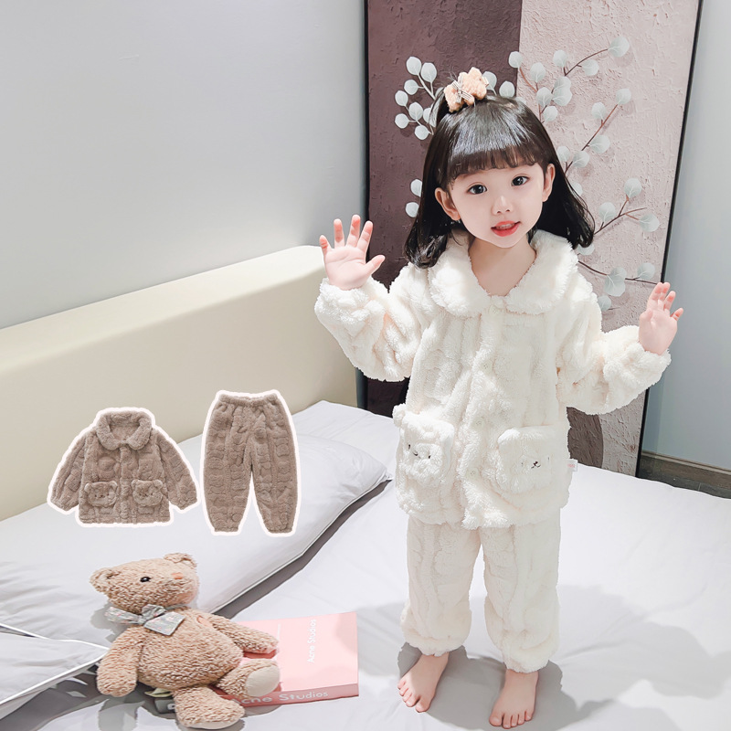 Las niñas de franela engrosada pijamas lindos niños bebé coral polar ropa para el hogar otoño e invierno traje medio y grande de los niños