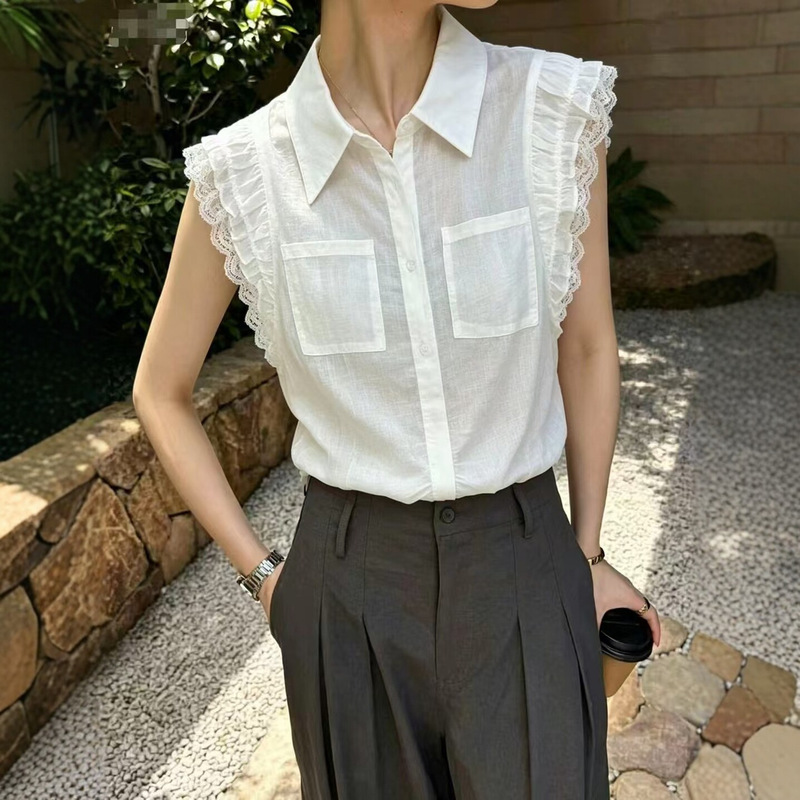 European Station 2026 Summer New Designer Fashionable Lapel Single-Breasted Lace Flutter Sleeve Short-Sleeve Shirt for Women European Station 2026 Summer New Designer Fashionable Lapel Single-Breasted Lace Flutter Sleeve Short-Sleeve Shirt for Women