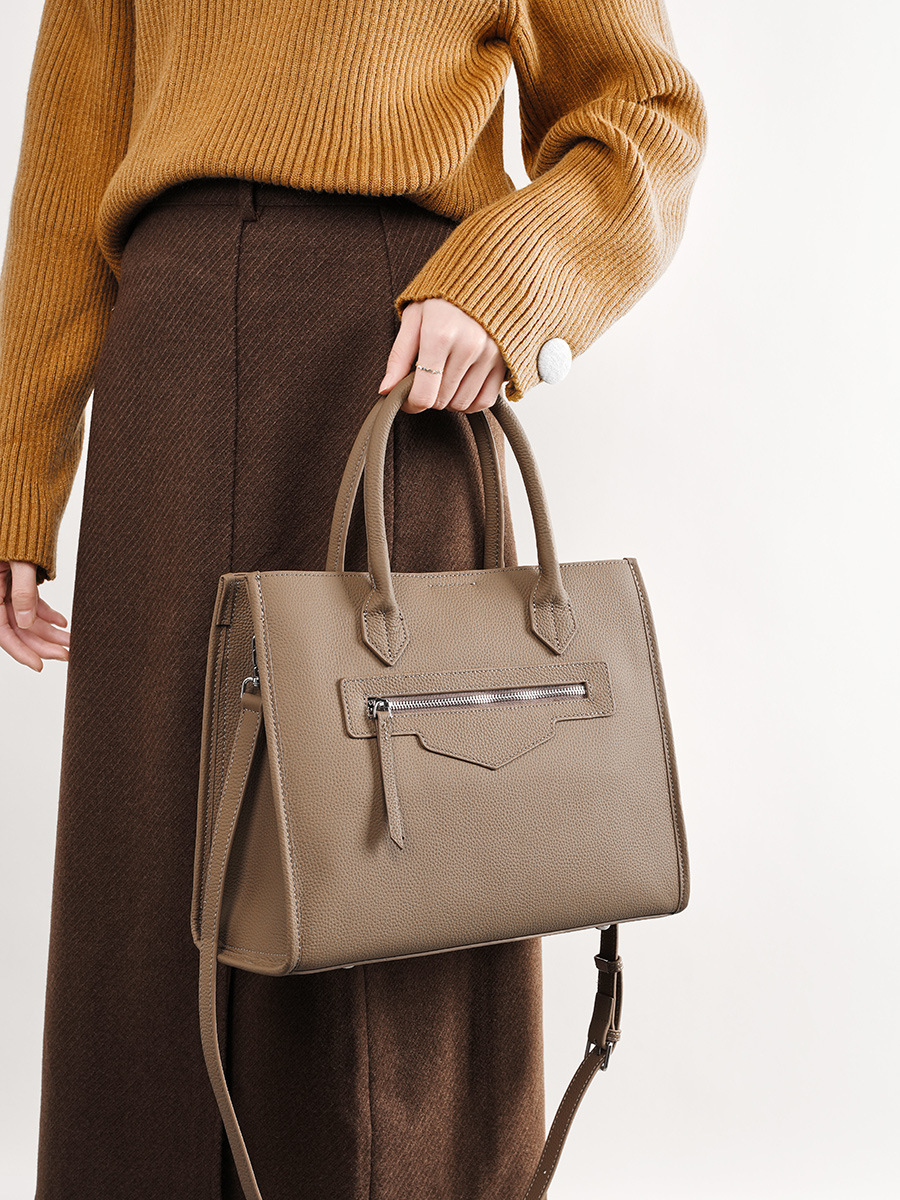 Large Capacity Women's Genuine Leather Tote Bag, Niche Designer Luxury Commuter Laptop Briefcase