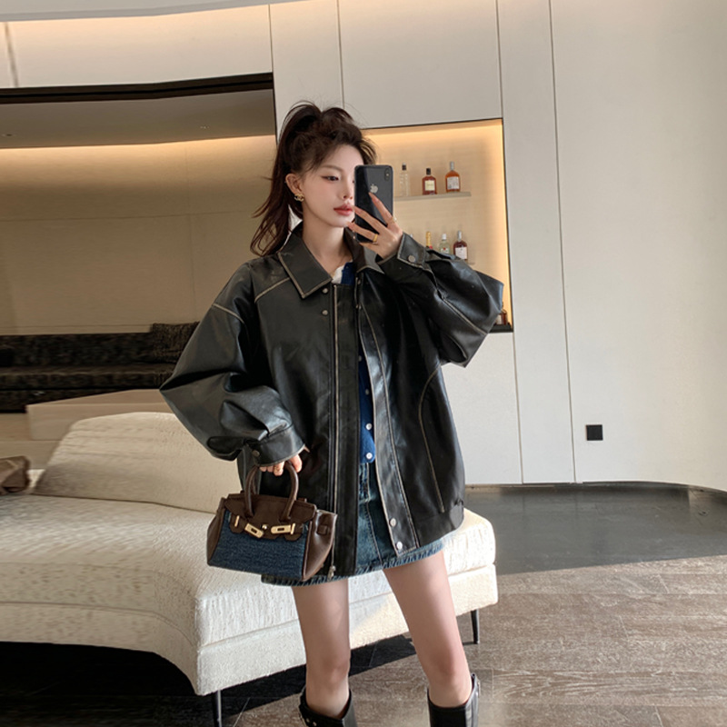 검은색으로 문지르세요