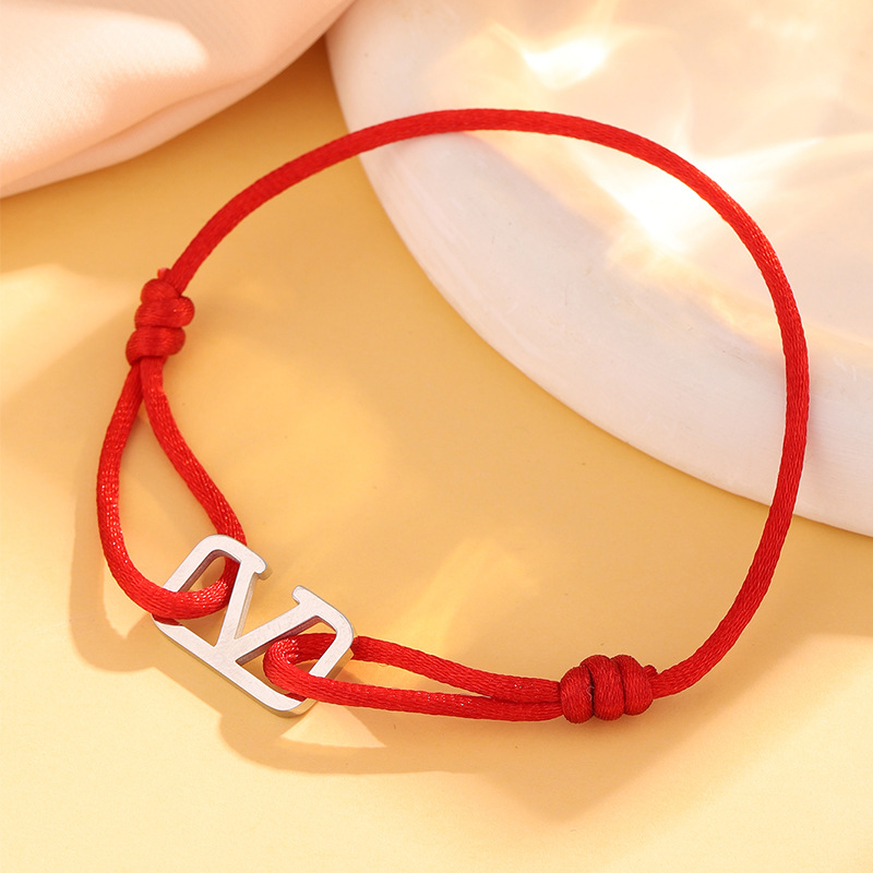 Nueva venta caliente simple cuadrado en forma de V hueca cuerda de mano tejida moda para mujer pulsera de acero inoxidable de nicho joyería