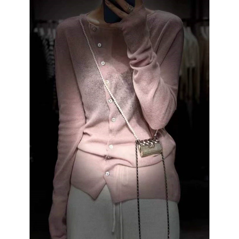 Кожаный тонкий шерстяной кардиган женский свободный круглый воротник слегка прозрачный асимметричный однобортный трикотажный топ весной