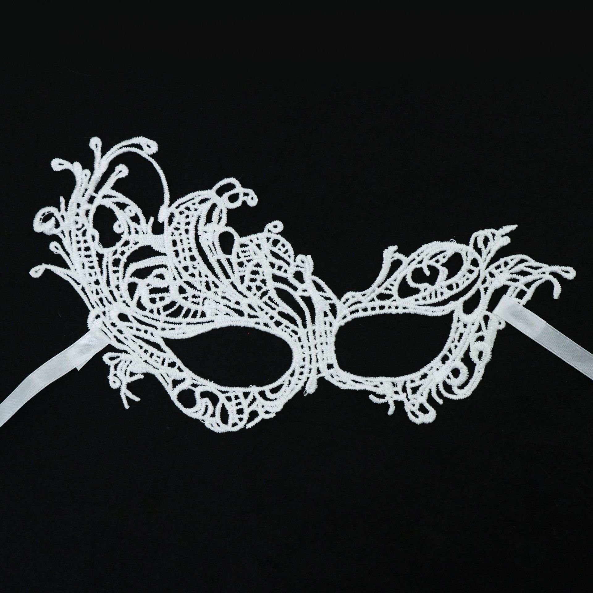 Carnaval máscara de encaje de venta transfronteriza máscara de maquillaje de fiesta de baile máscara de encaje amorfa máscara TK