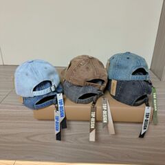 子供の帽子ins春秋の新型の純色のデニムのアヒルの舌の帽子の個性は標準の男女の子供の野球の帽子を掛けます。