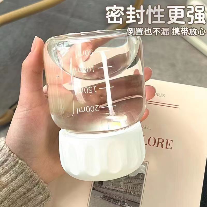 卸売りガラスの太ったコップの揺り動かすコップの贈り物の牛乳の杯の学生ネットの赤い携帯用の小型の耐熱の手のコップ|undefined