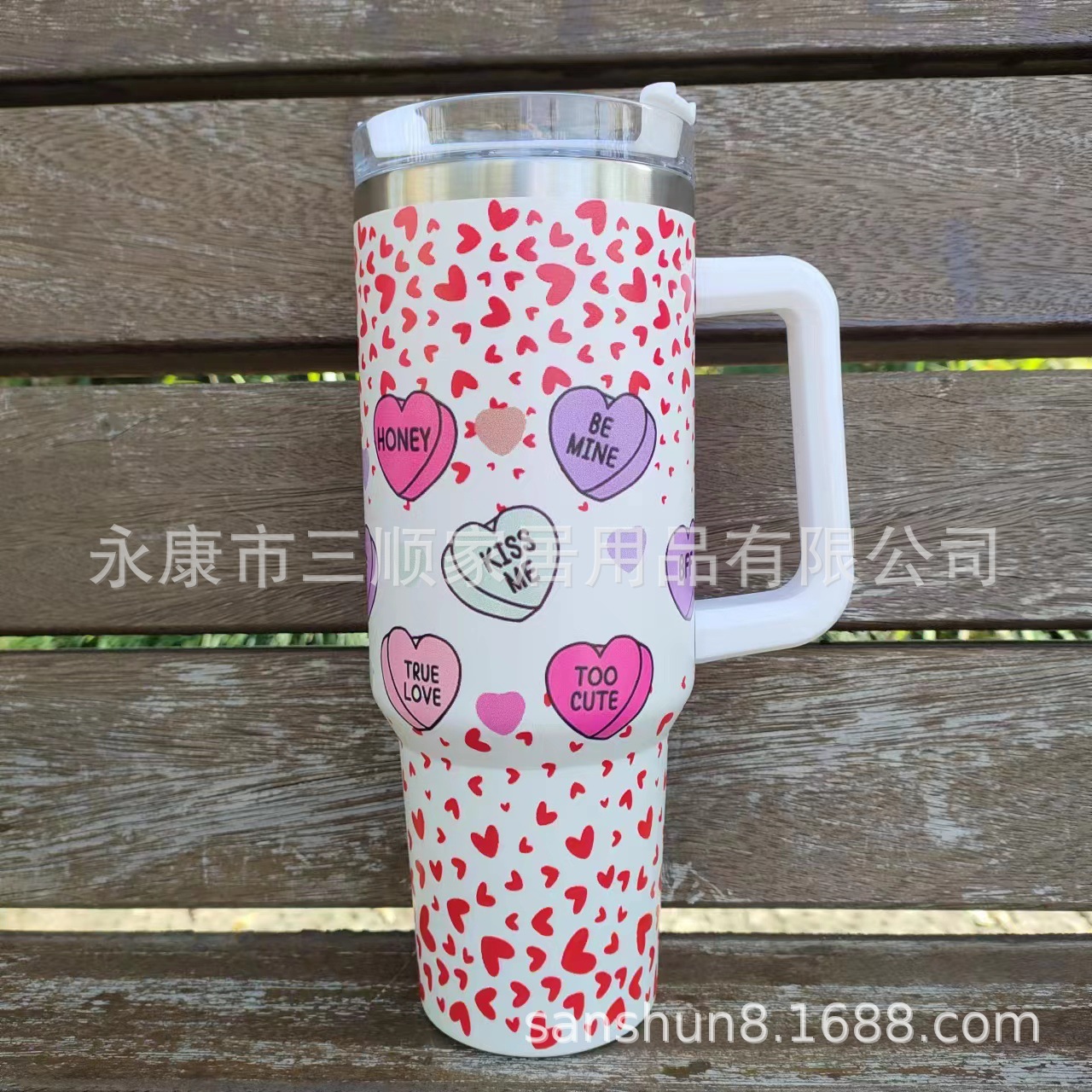 Nueva doble capa de vacío de acero inoxidable de gran capacidad de 40oz Día de San Valentín hombres y mujeres pareja taza de vacío mango taza de coche