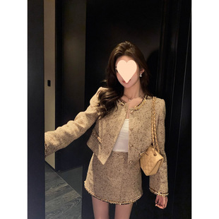 ǧ���L���bŮ��ƬС���L����Ů�＾�¿������|С���Ӄɼ���