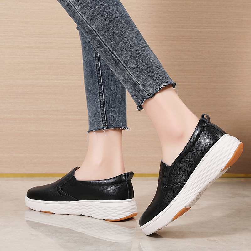 Zapatos de un pie Lefu mujer 2025 nueva primavera y otoño versión coreana de suela suave zapatos casuales de maternidad zapatos individuales negros invierno