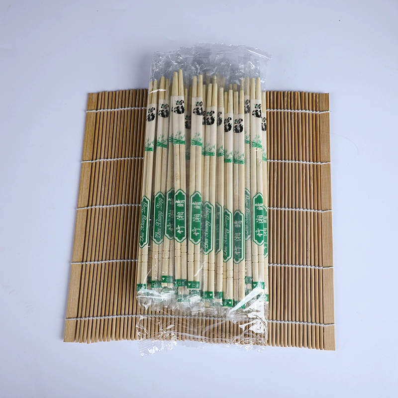  disposable chopsticks restaurant dedicated to cheap and convenient dishes and chopsticks.