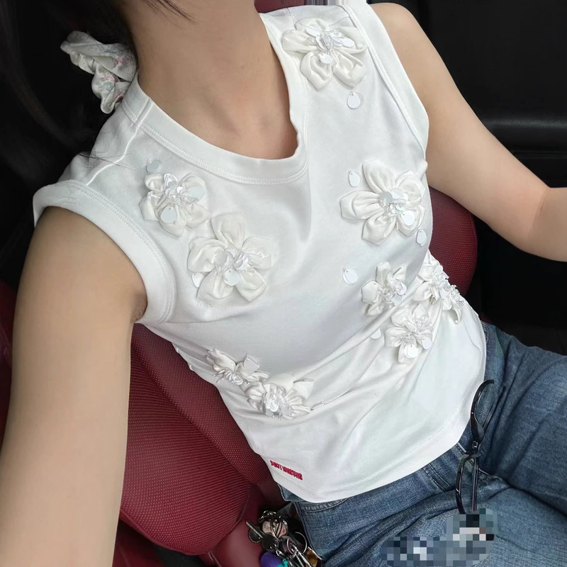 [Ready Stock and Shipped in Seconds] Nanyou Quality Spring and Summer Design, Simple Elegant, Elegant and Sense of Design Stereo Flower T-Shirt Back