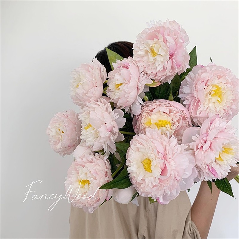 High quality and good texture peony three heads long branches peony white pink one to one reproduction of real flowers 