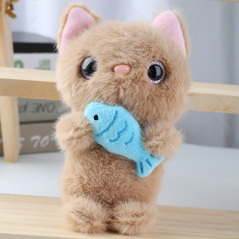 インターネット有名人かわいい魚を抱える子猫ペンダントぬいぐるみ人形バッグペンダントキーホルダー布人形人形|undefined
