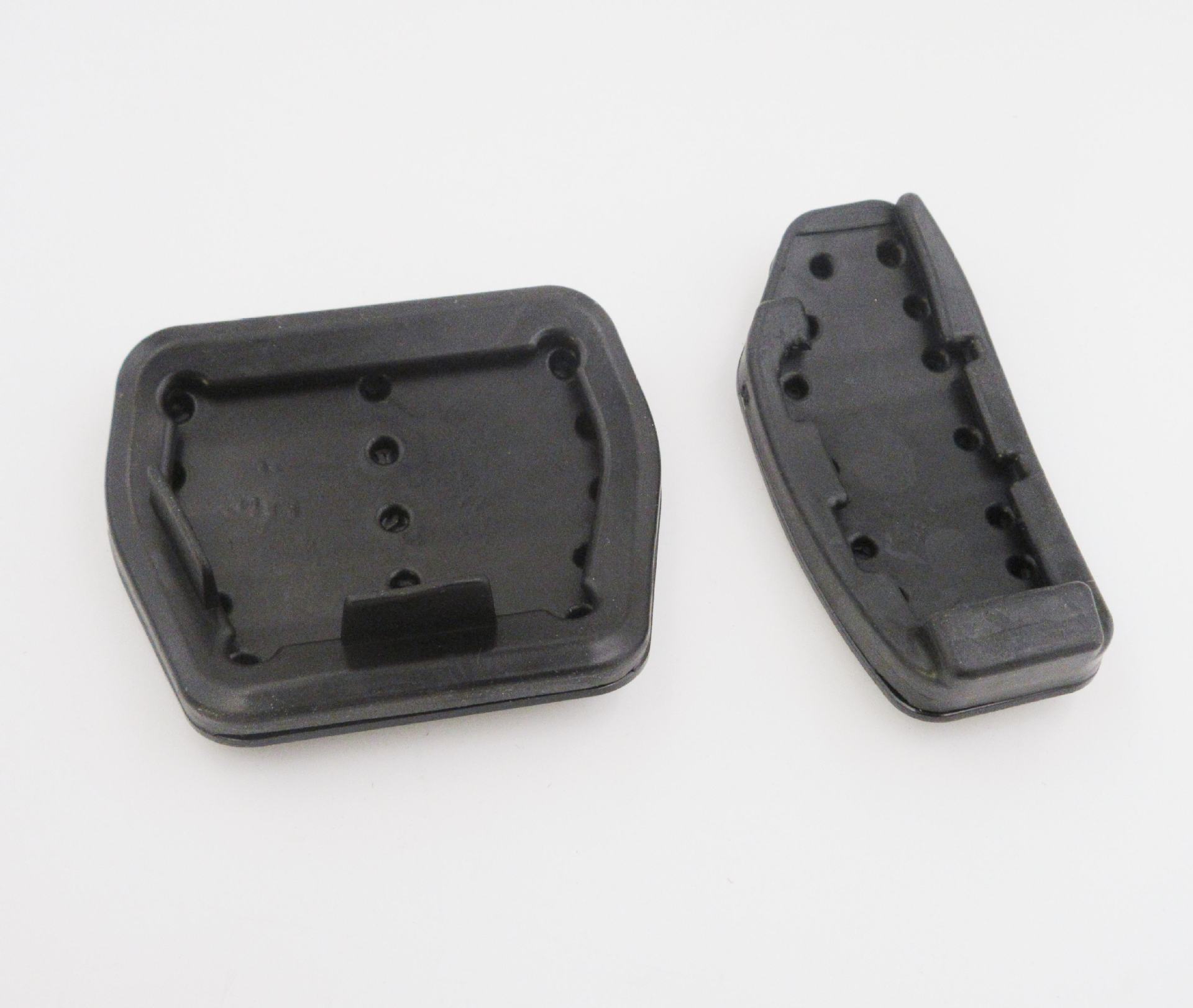 Applicable to: new Qashqai, Teana, Qijun accelerator brake pedal
