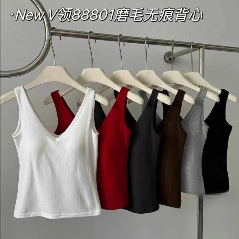 88801# Fall/Winter Warm V-neck Vest Women's New Inner Wear with Chest Pad Integrated Underwear Fixed Cup