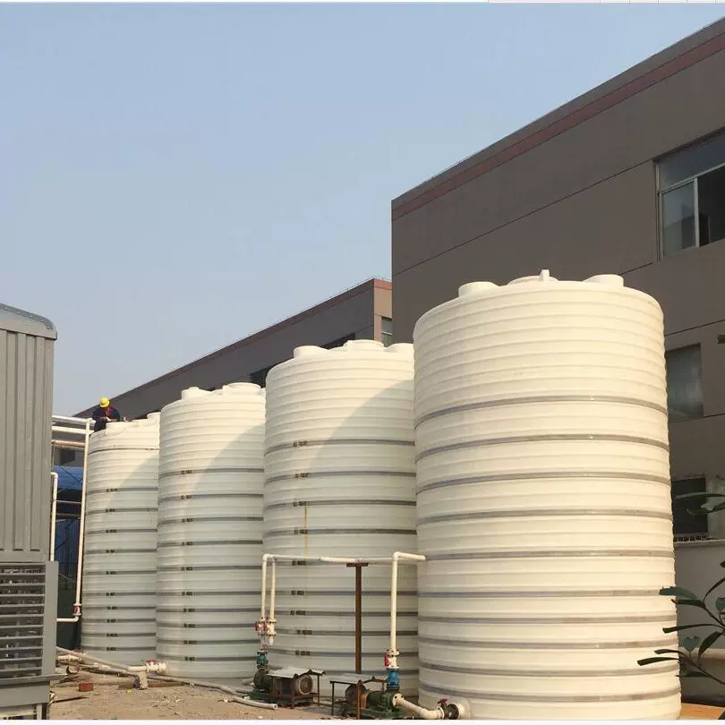 黑色pe桶10吨20方塑料水箱搅拌药剂罐pac储存桶可做一体成型法兰