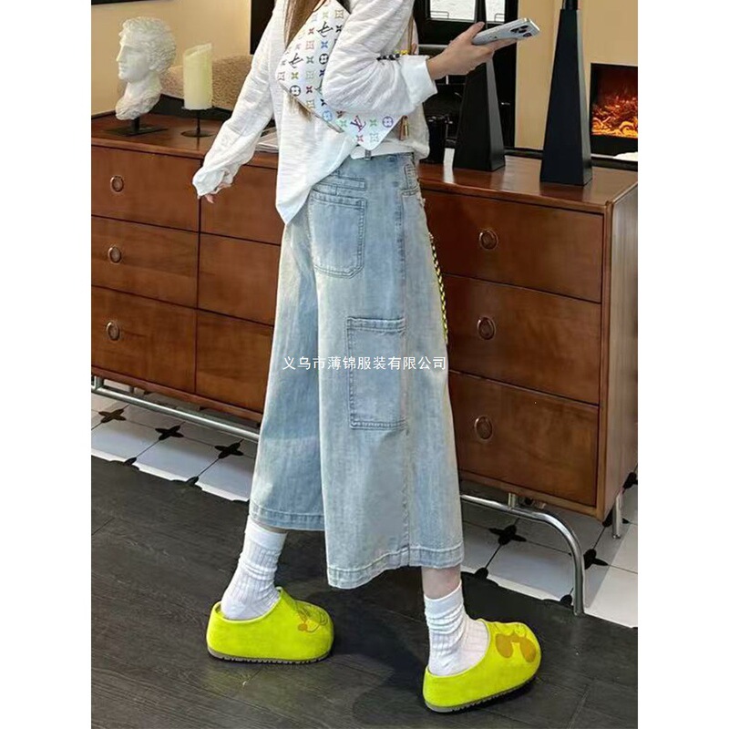 Ripped Jeans for Women, New Summer Style, High-Waisted, Flattering for Pear-Shaped Body, Plus-Size, Stylish Wide-Leg Cropped Pants Ripped Jeans for Women, New Summer Style, High-Waisted, Flattering for Pear-Shaped Body, Plus-Size, Stylish Wide-Leg Cropped Pants